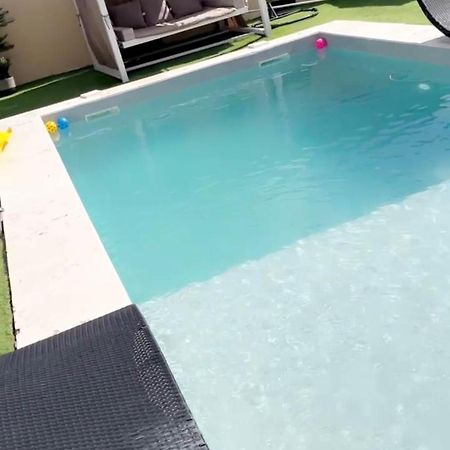 Love Room جيفور المظهر الخارجي الصورة