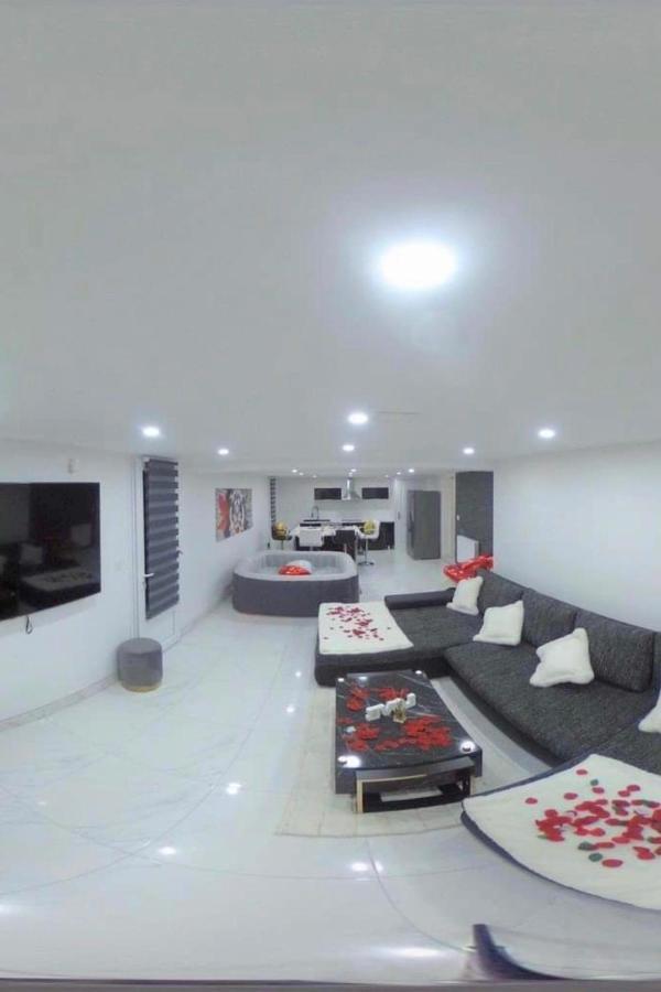Love Room جيفور المظهر الخارجي الصورة